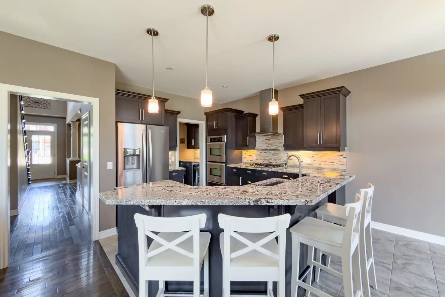 336 Creekside Drive photo 3