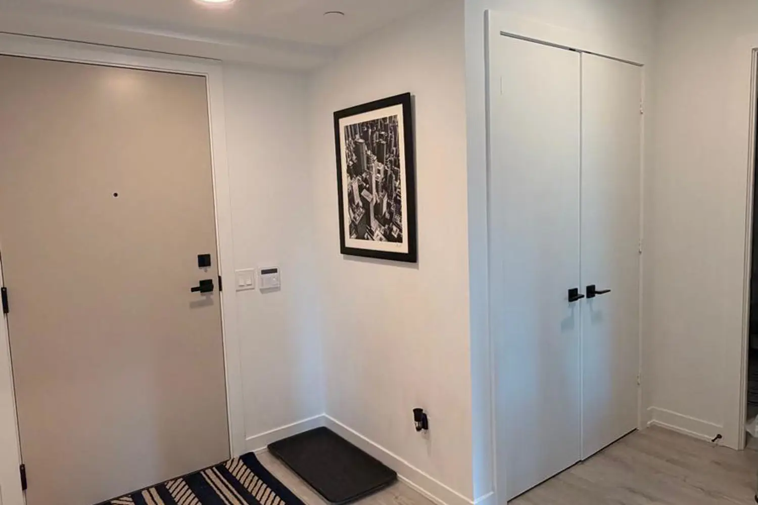 327 King Street 805