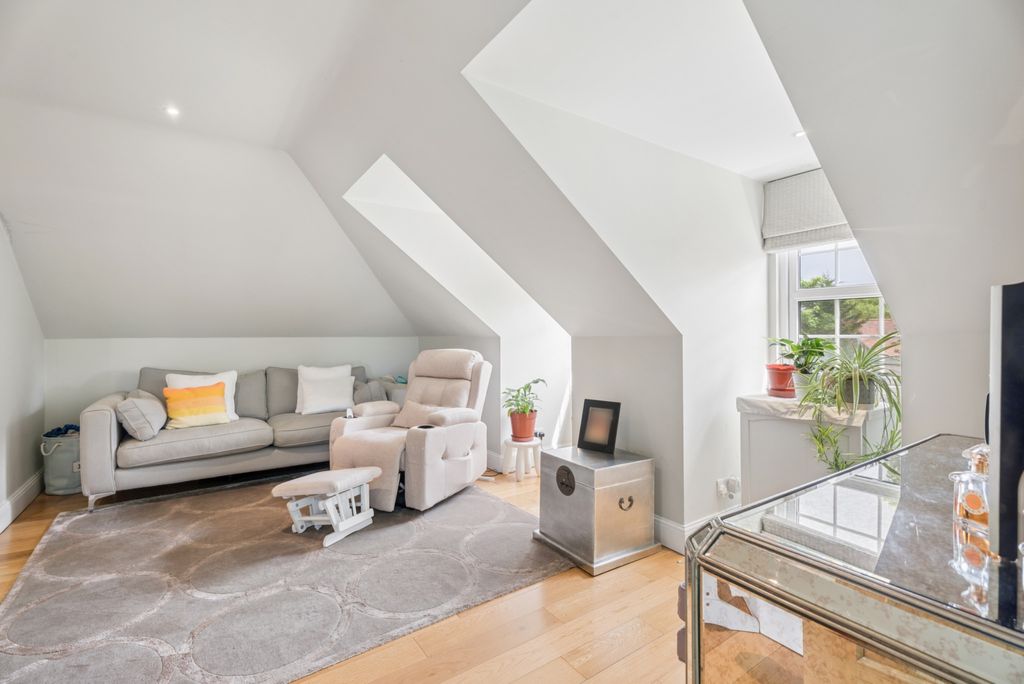 Additional image 32 of 7 bed detached house for saleCamp Road, Gerrards Cross SL9