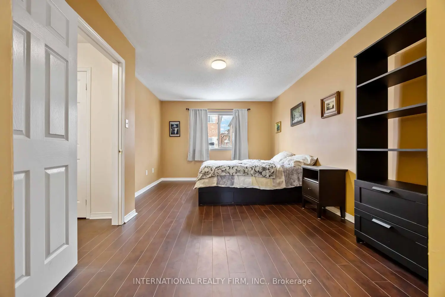 Additional image 11 of 340 Flagstone Way
