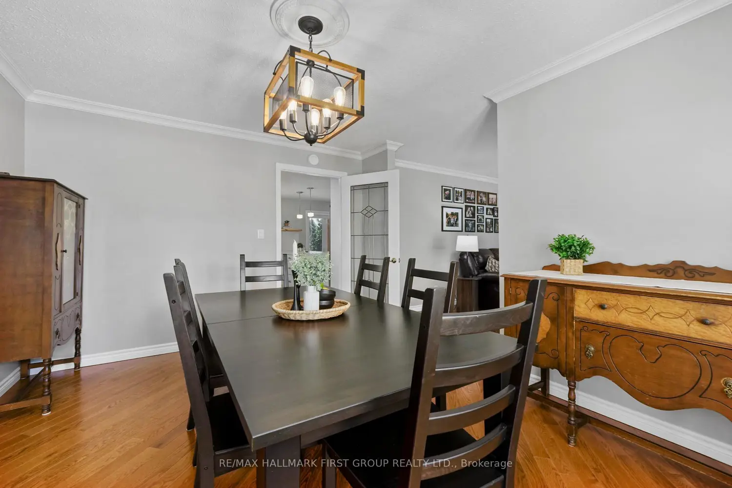 2764 Theatre Road photo 3