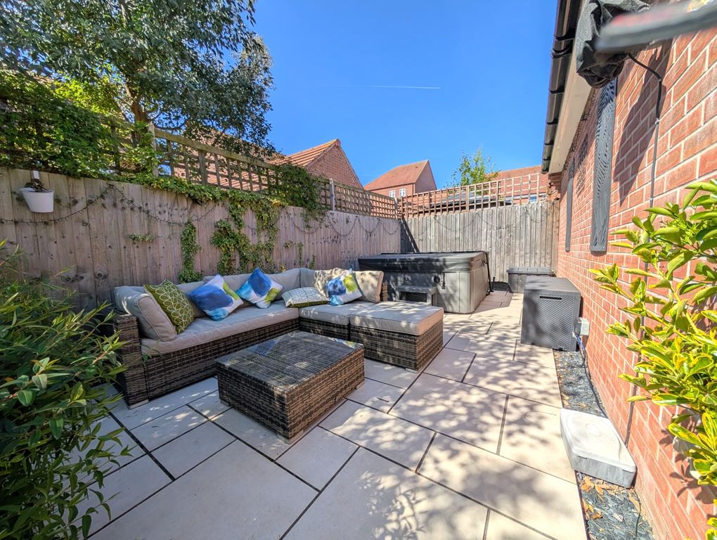 Additional image 5 of 4 bed detached house for saleCaldicot Gardens, Grantham NG31