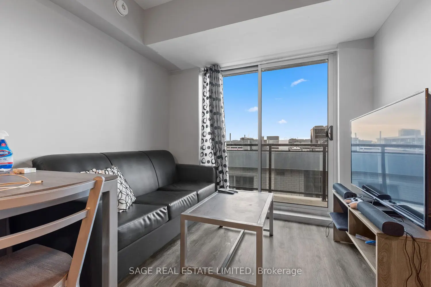 Additional image 6 of 275B Larch Street 608