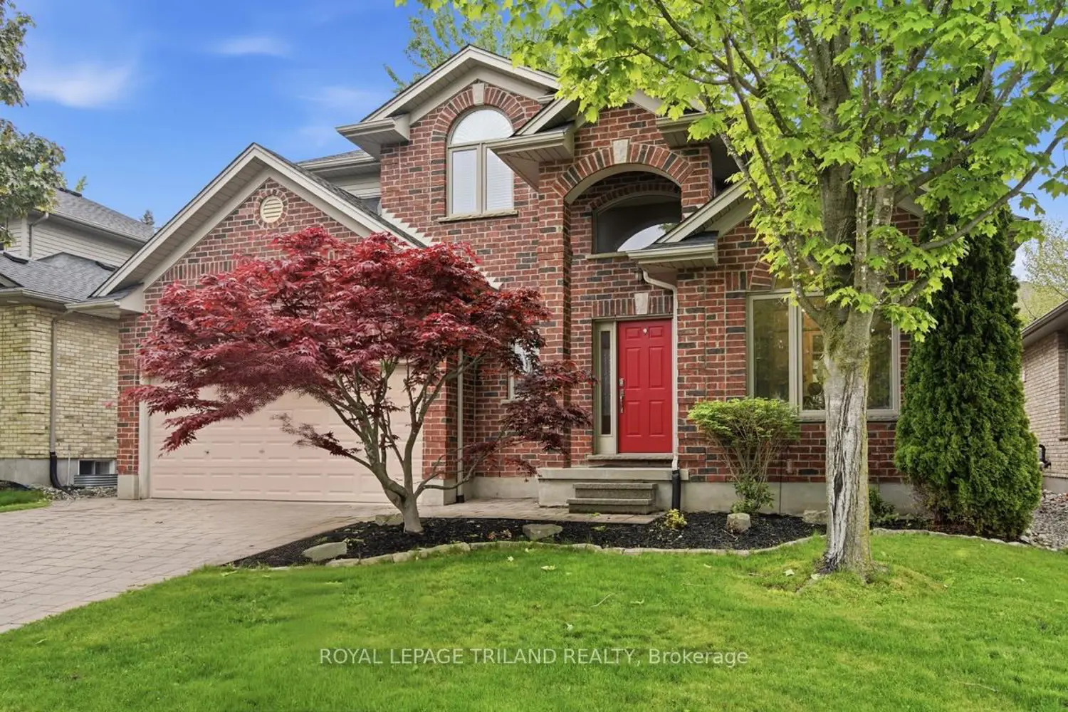 512 Sandybrook Drive photo 2