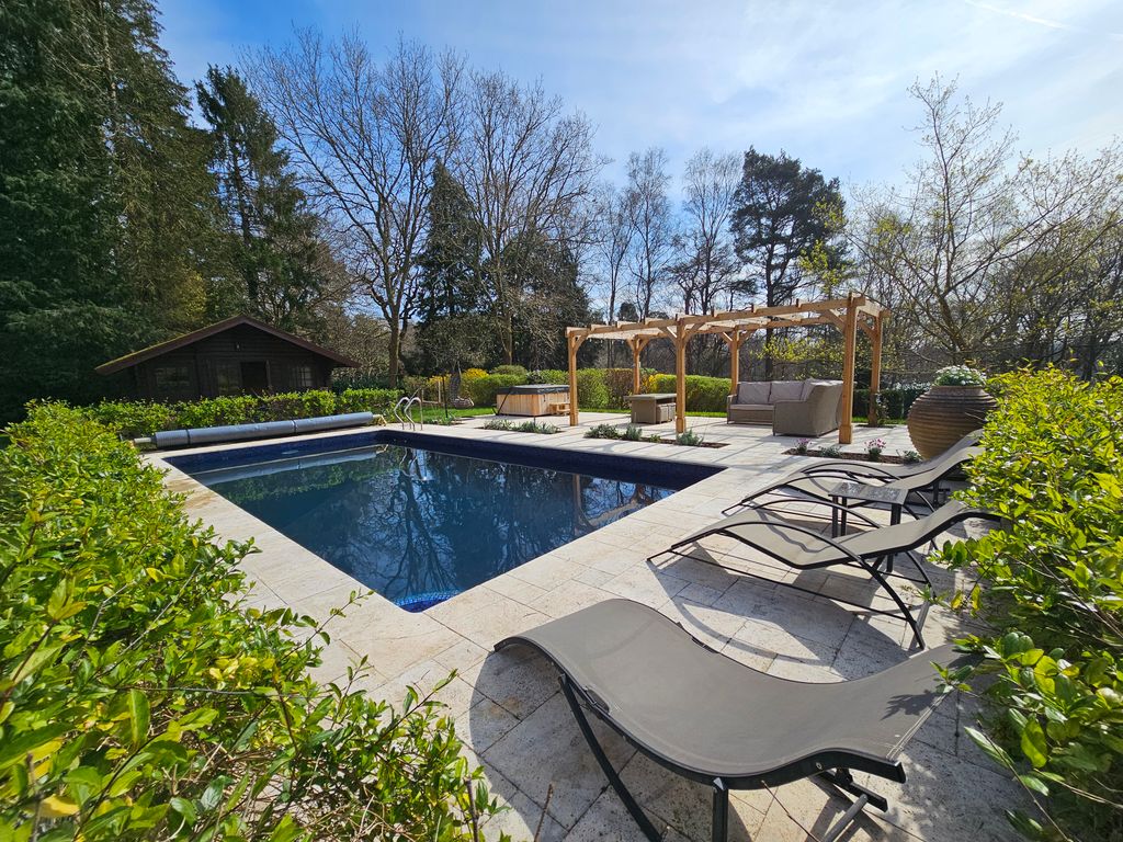 Additional image 32 of 6 bed detached house for saleSwifts Close, Moor Park, Farnham GU10