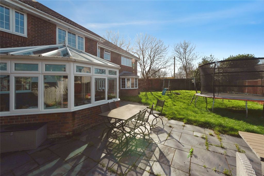 Additional image 19 of 5 bed detached house for saleCatisfield Road, Fareham, Hampshire PO15