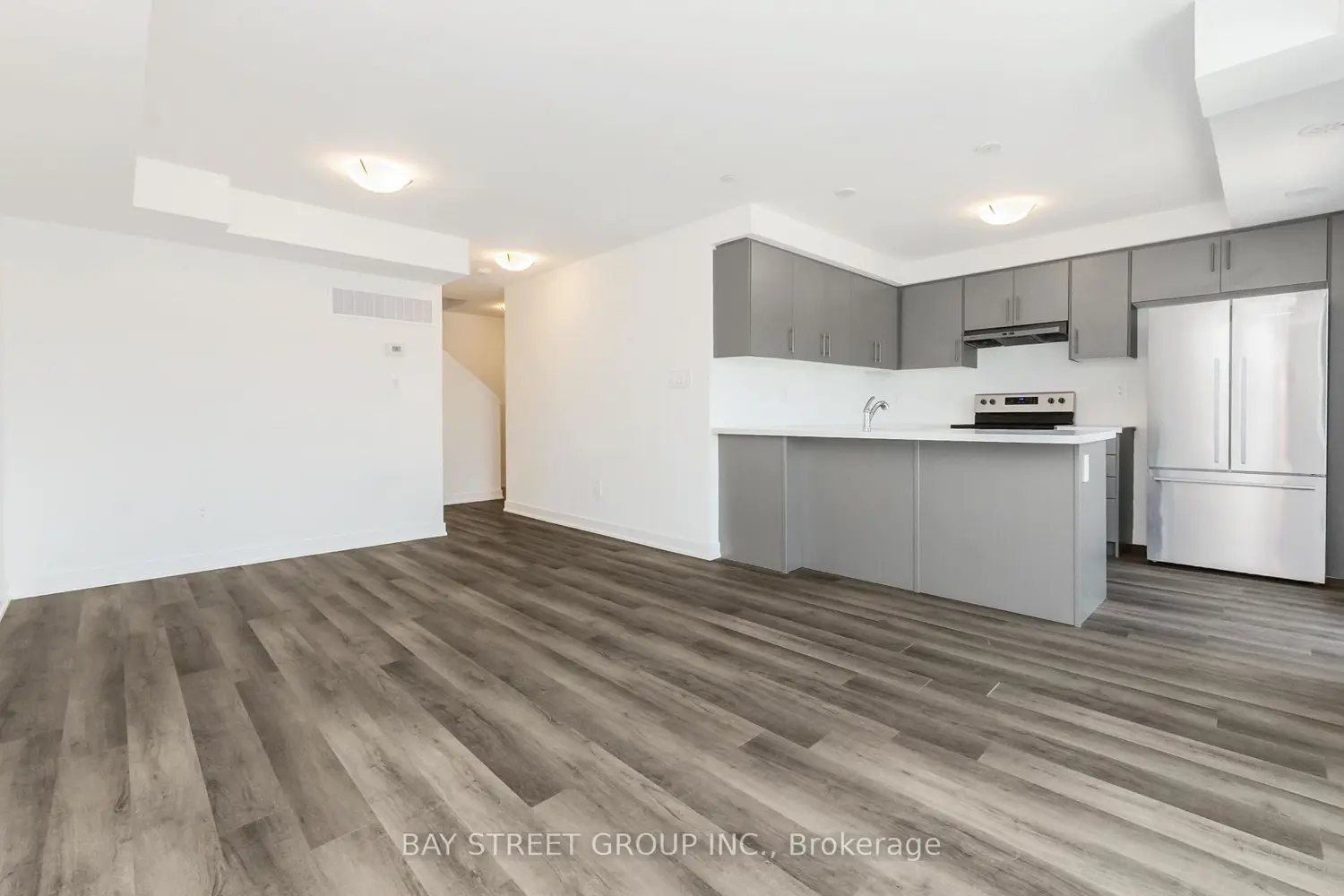 Additional image 8 of 15 Romilly Avenue 17