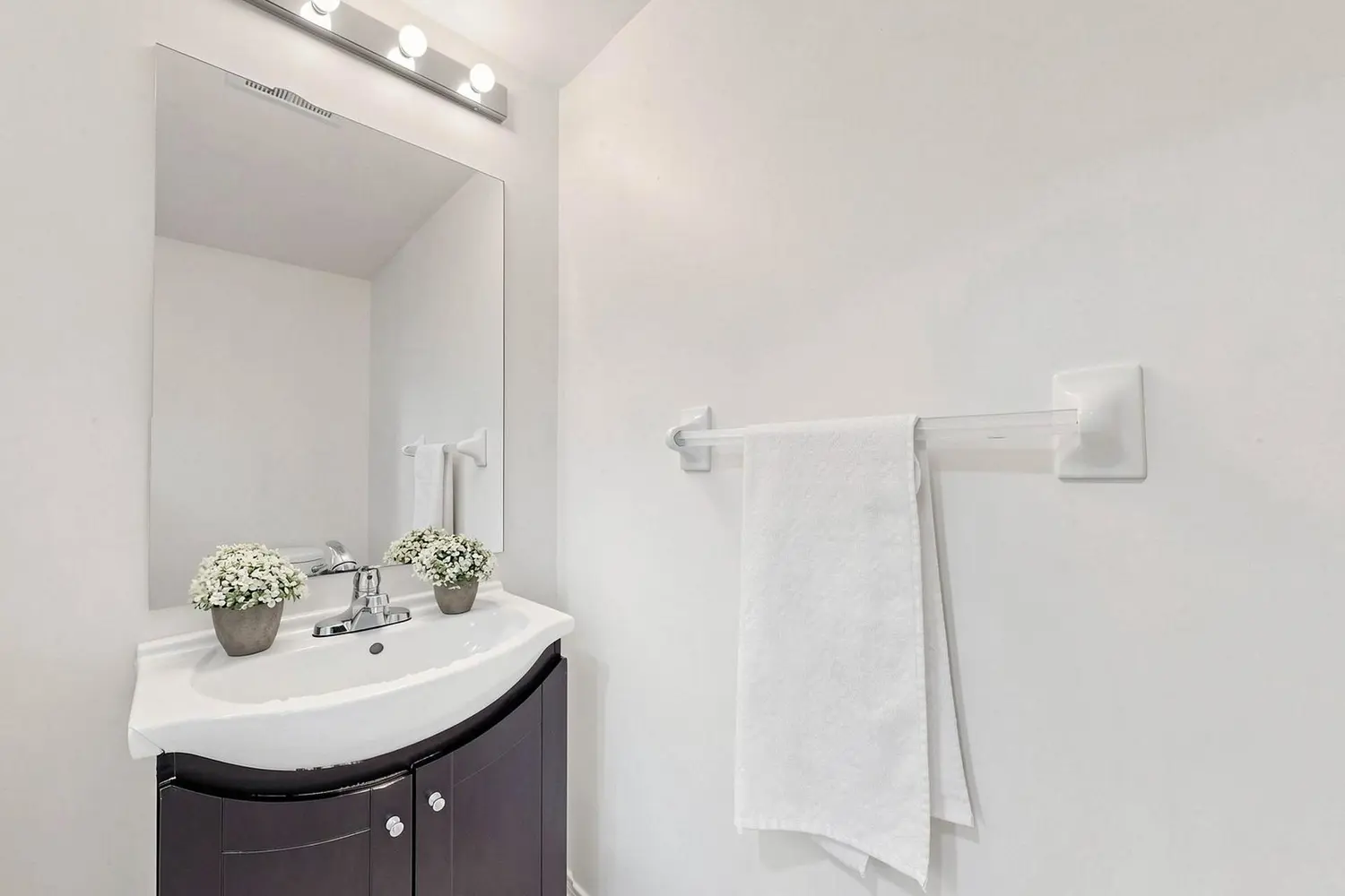 5362 Marblewood Drive photo 2
