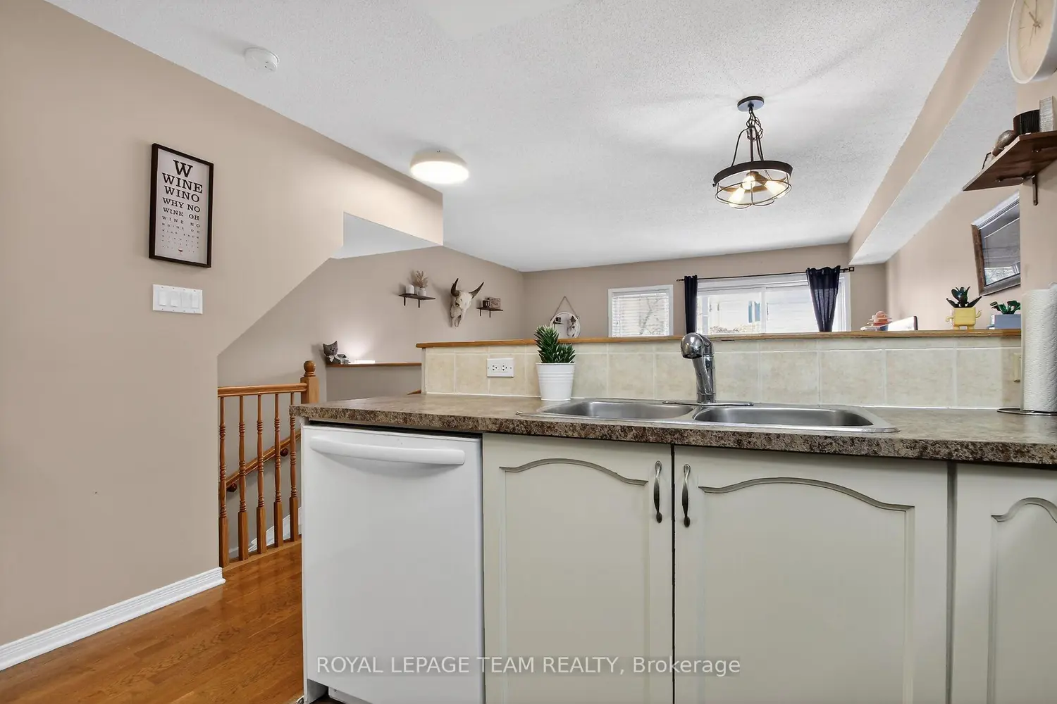Additional image 6 of 255 Deercroft Avenue