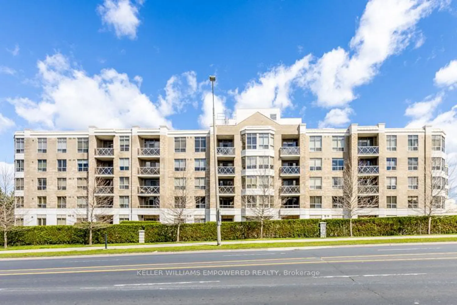 Additional image 18 of 2100 John Street 201