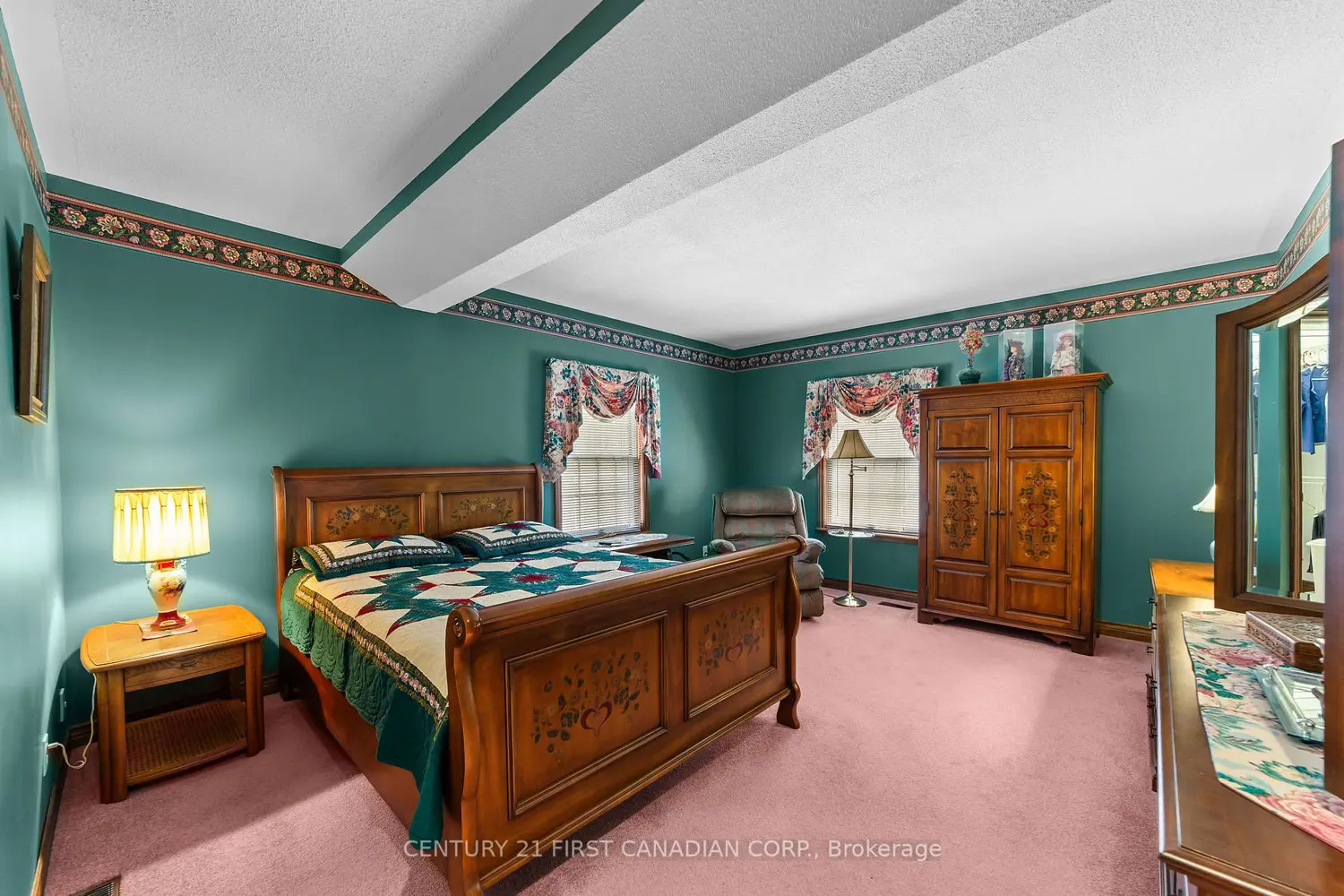 Additional image 13 of 33396 Queen Street