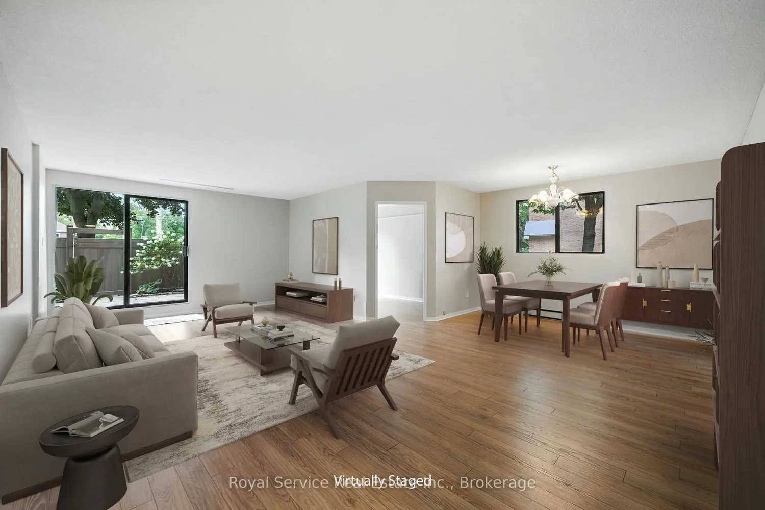 337 Simcoe Street 101 photo 3