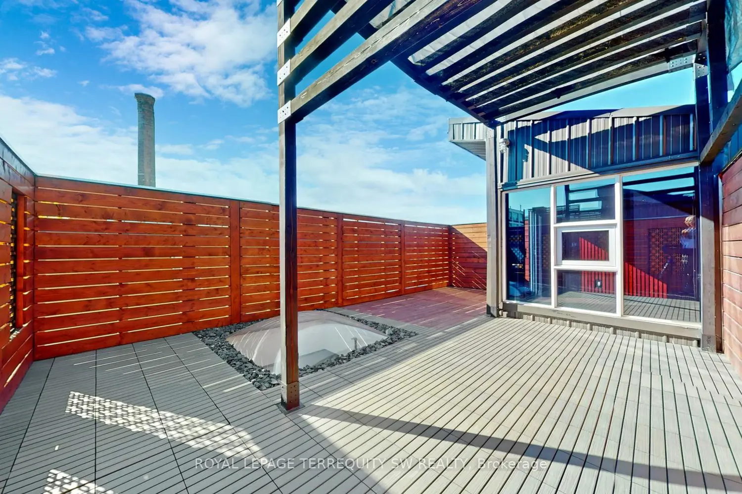 Additional image 18 of 326 Carlaw Avenue 124