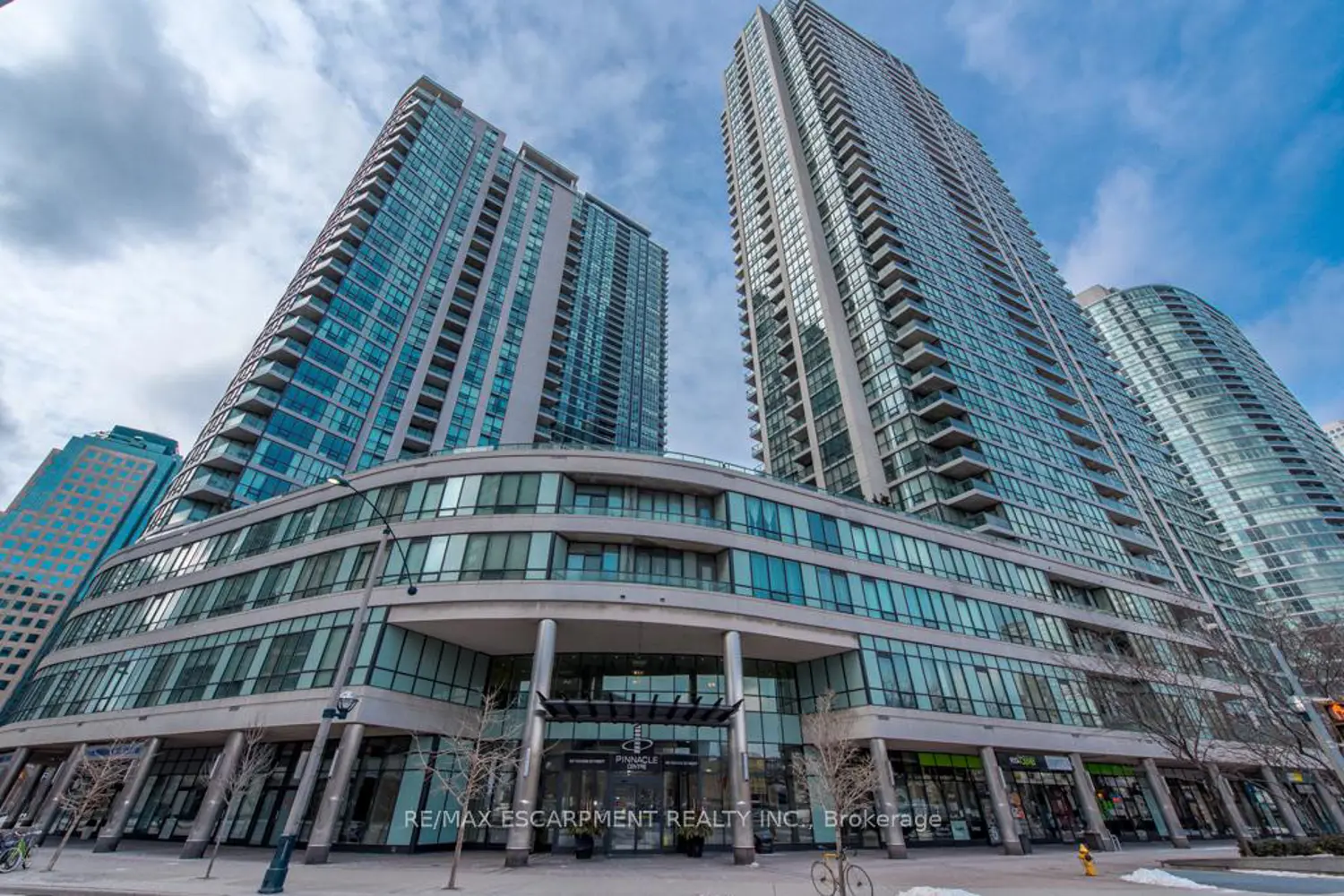 16 Yonge Street 2903