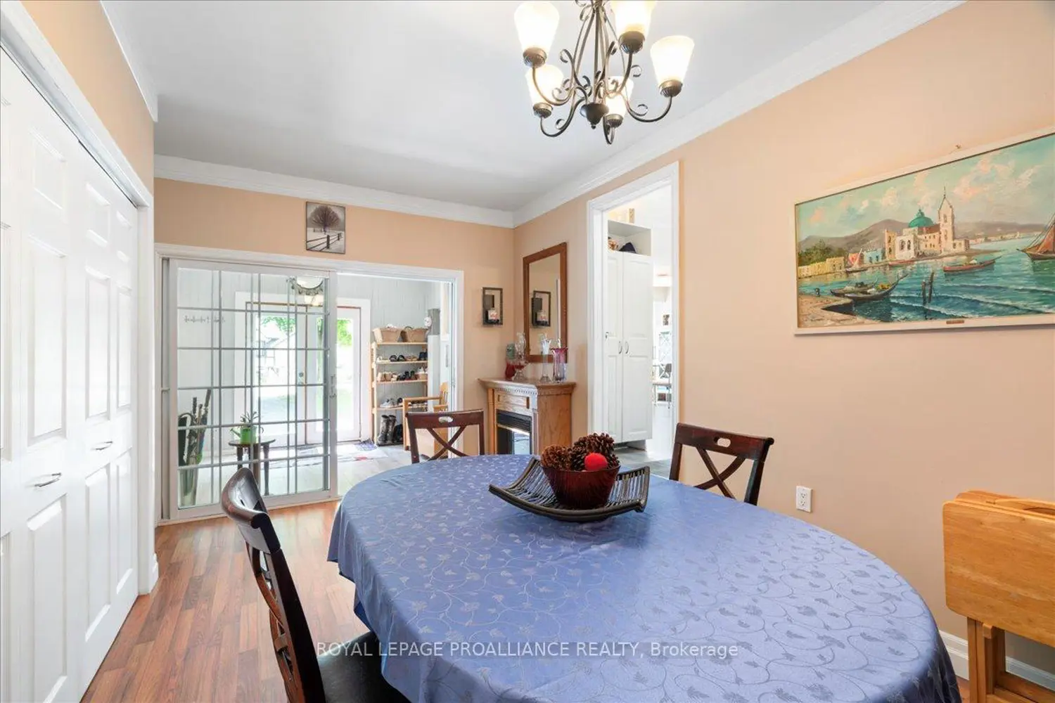 Additional image 11 of 1023 Jewel Road