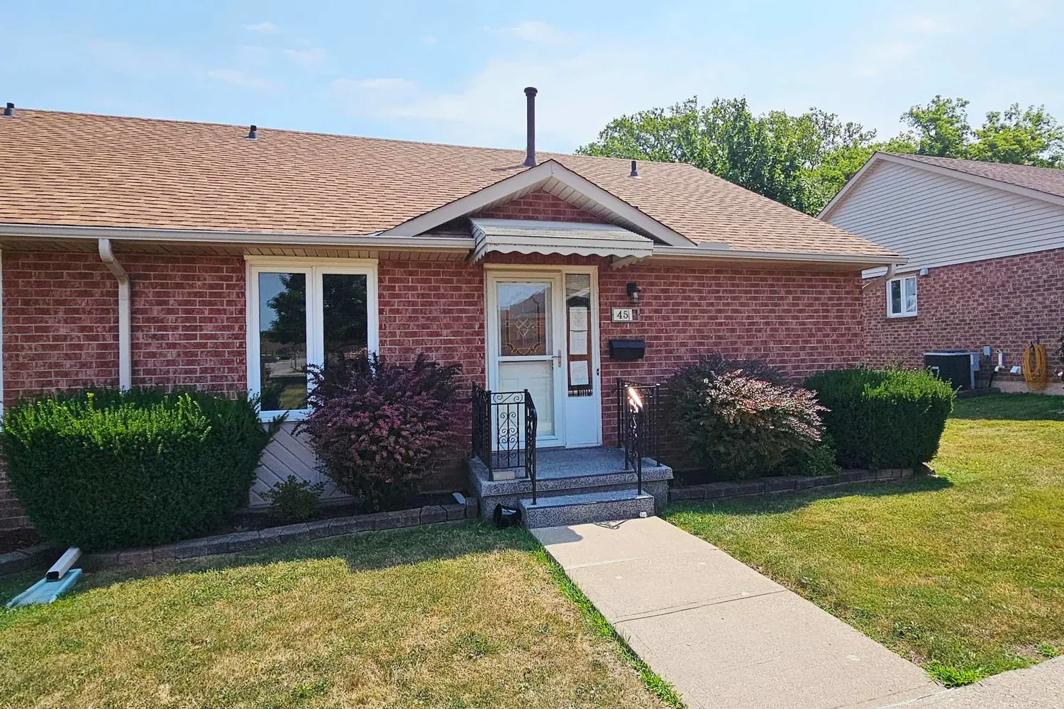 122 Bunting Road 45