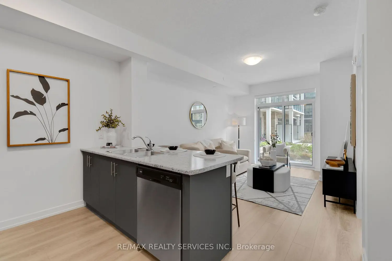 Additional image 5 of 5055 Greenlane Road 136