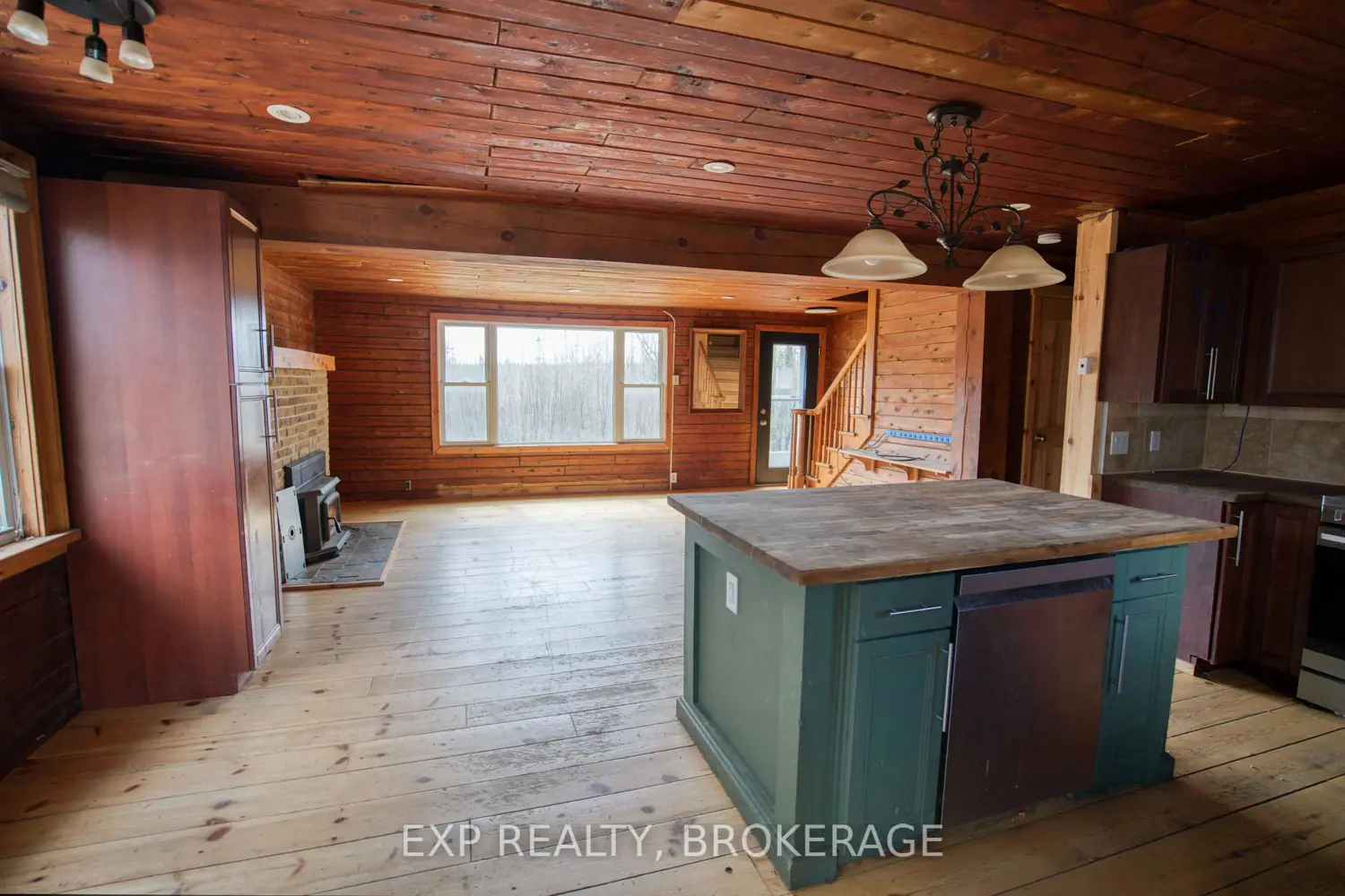 1108 Veley Road photo 3