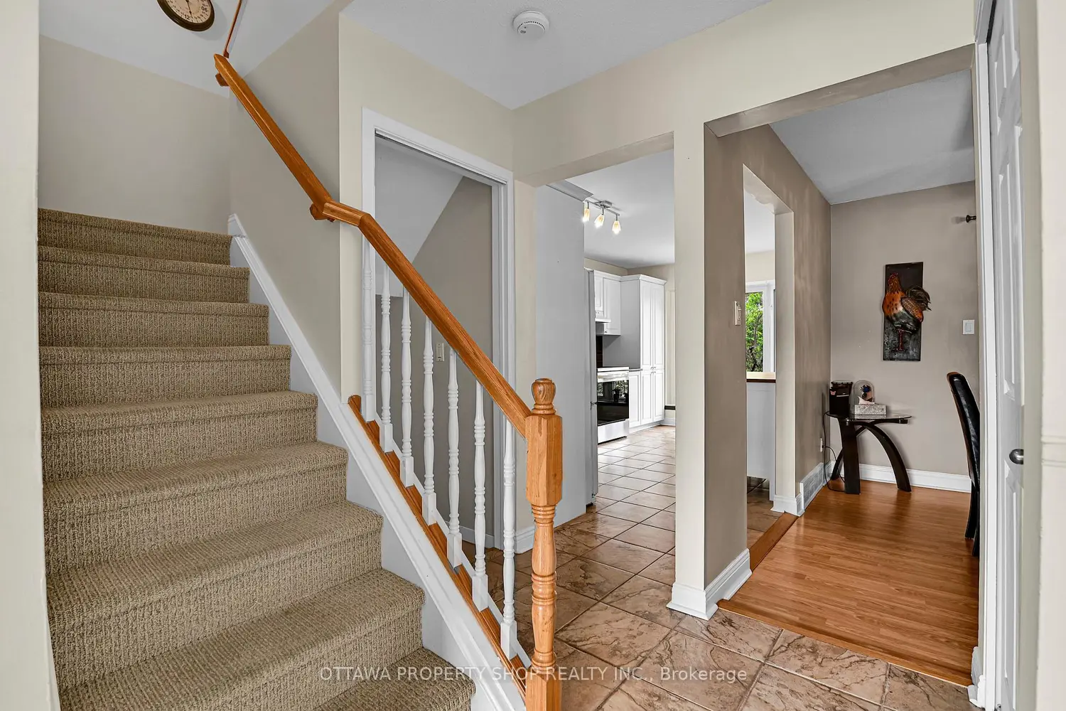 202 Rosemary Gardens photo 5