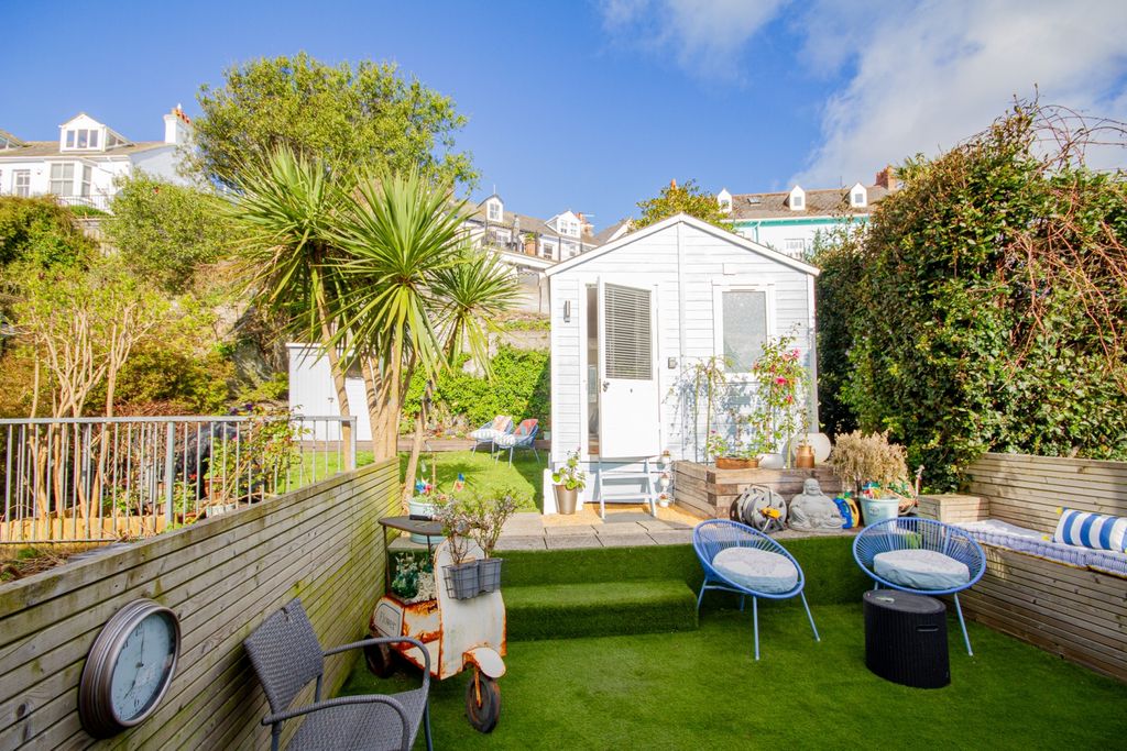 Additional image 3 of 2 bed flat for saleCockleshell, Flat 3, Esplanade, Fowey PL23