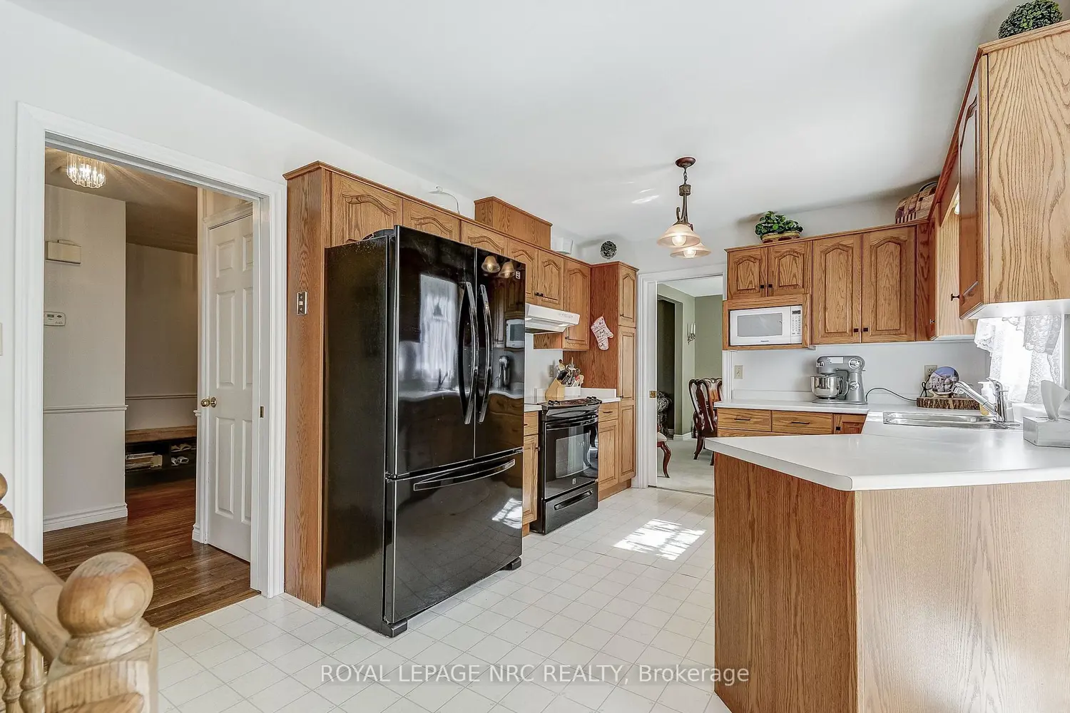 8 Hearth Court photo 4