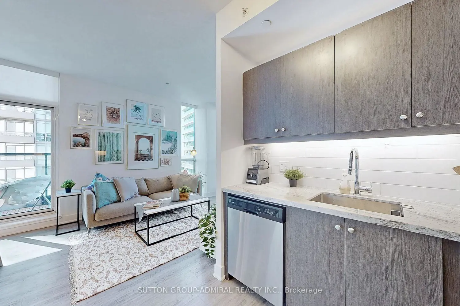 Additional image 10 of 1486 Bathurst Street 907