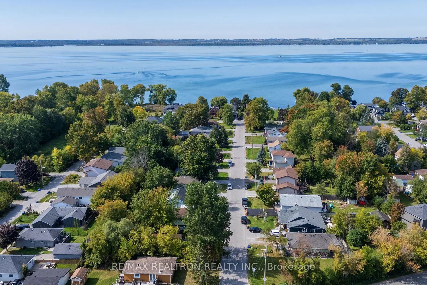 183 Beach Road photo 4