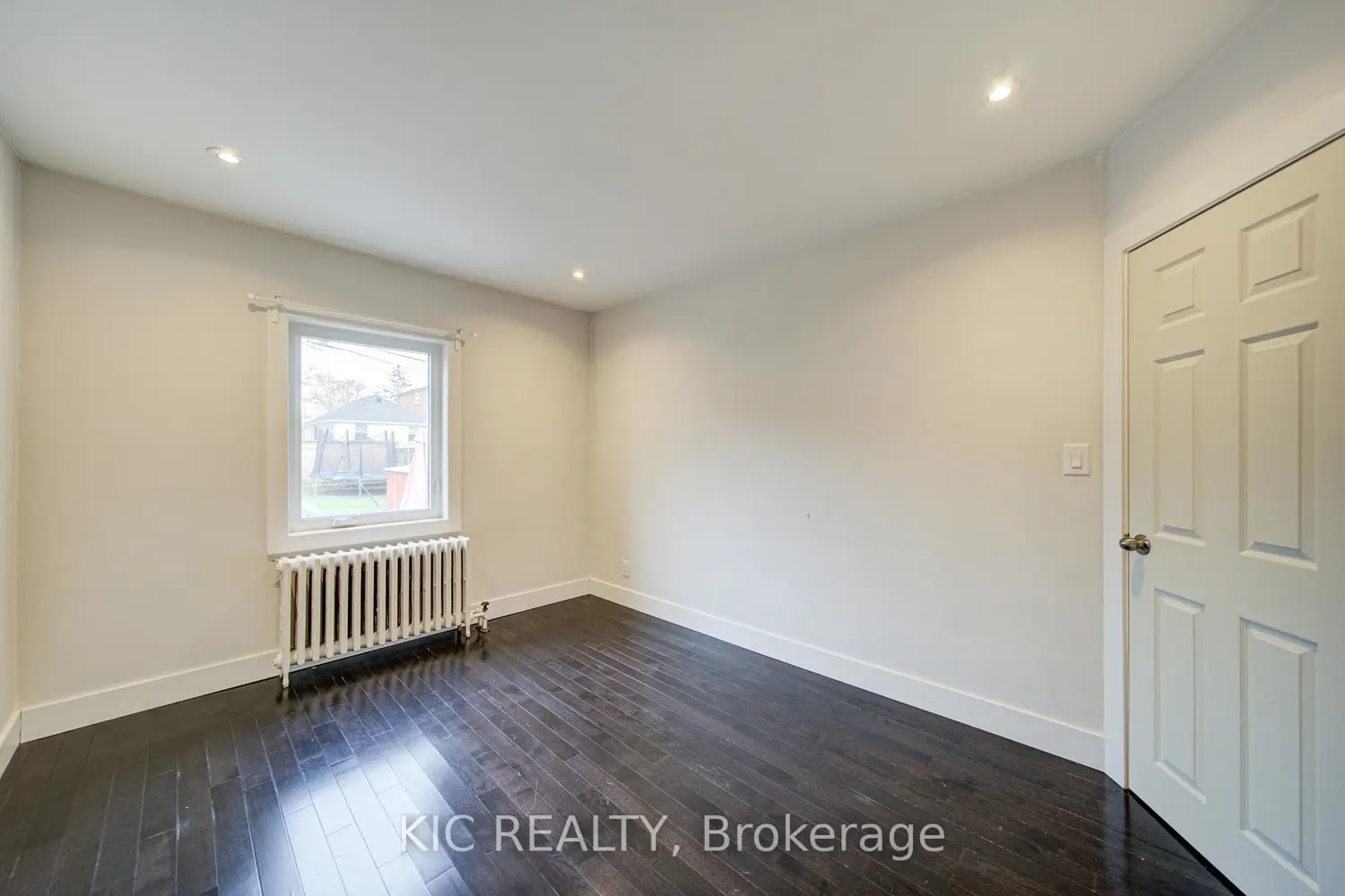 Additional image 9 of 35 Montcalm Avenue
