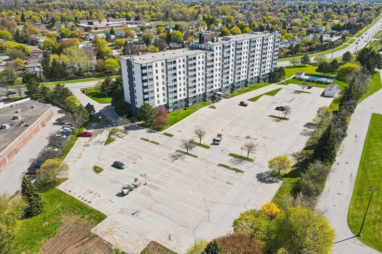 200 Jamieson Parkway 403 photo 3