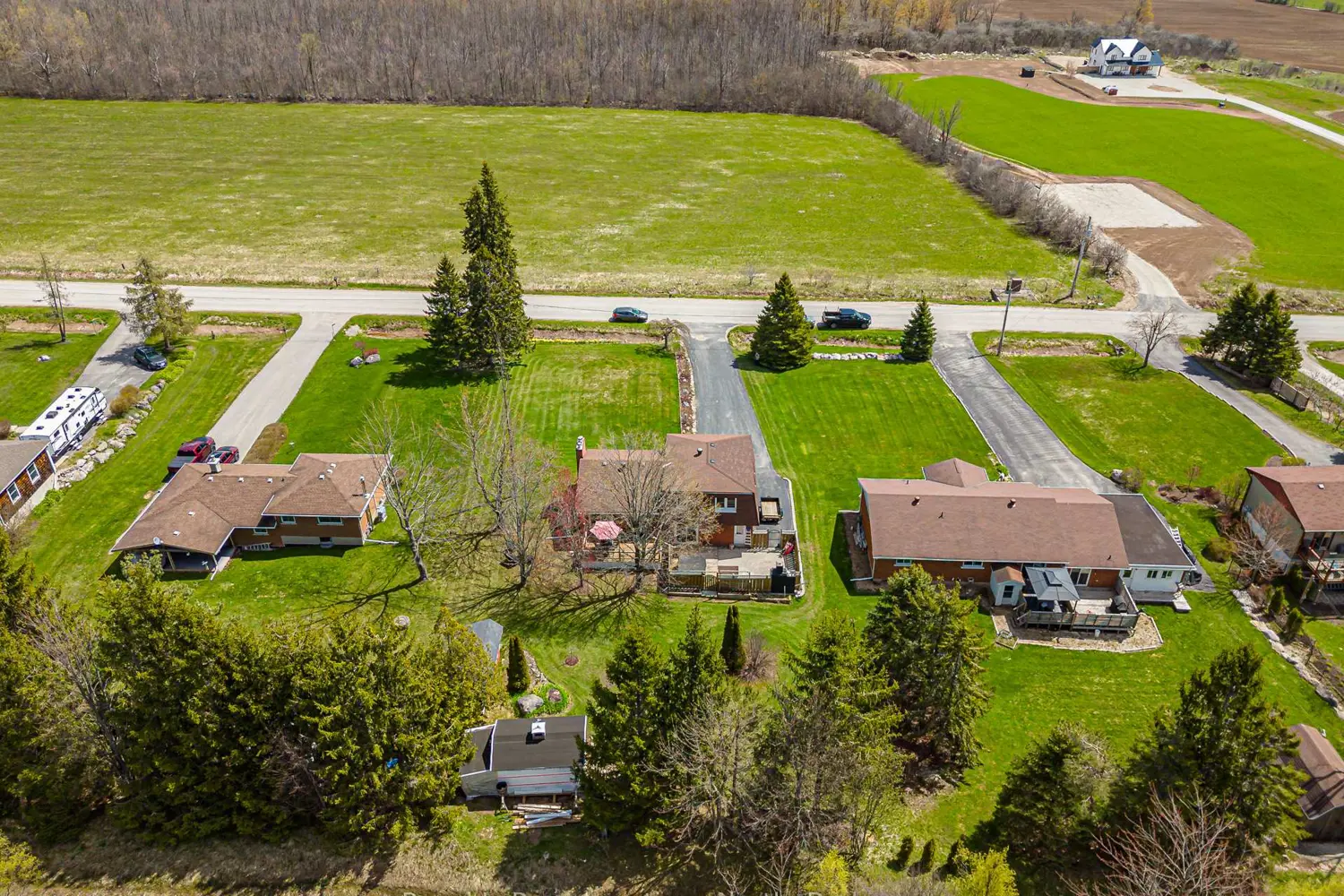 Additional image 17 of 78130 11Th Line