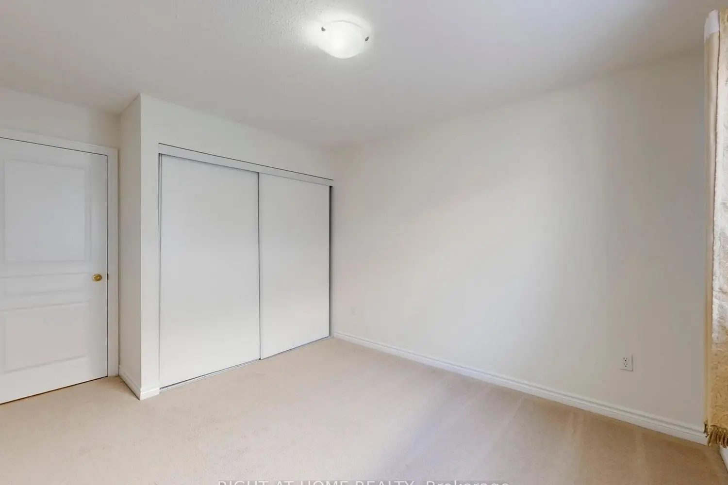 Additional image 12 of 20 Charlemagne Avenue