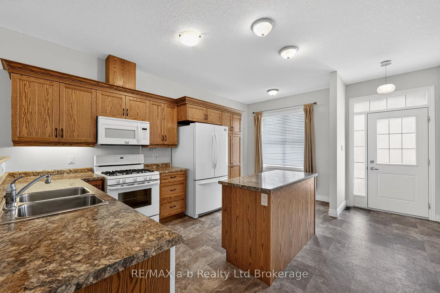 Additional image 4 of 111 King Street East, Unit 14 Street
