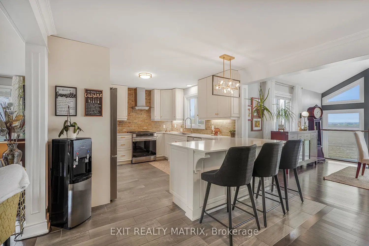 4978 Du Parc Road photo 3