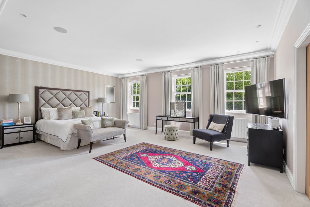 Additional image 18 of 7 bed detached house for saleCamp Road, Gerrards Cross SL9
