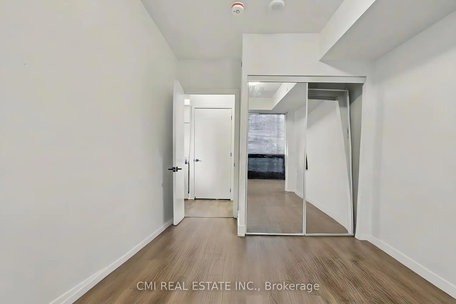 Additional image 11 of 2450 Old Bronte Road 242