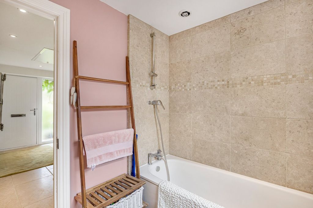 Additional image 14 of 2 bed bungalow for saleHorcott Road, Fairford, Gloucestershire GL7