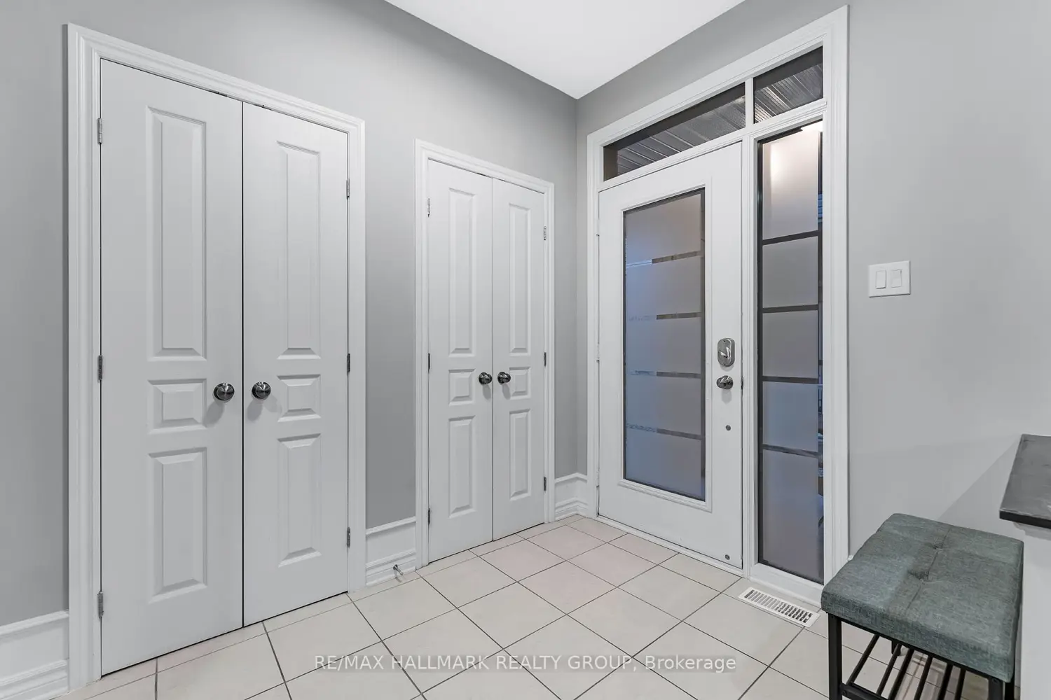 327 Ballinville Circle photo 4