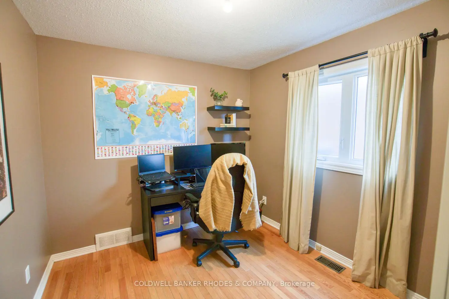 54 Keys Way photo 5