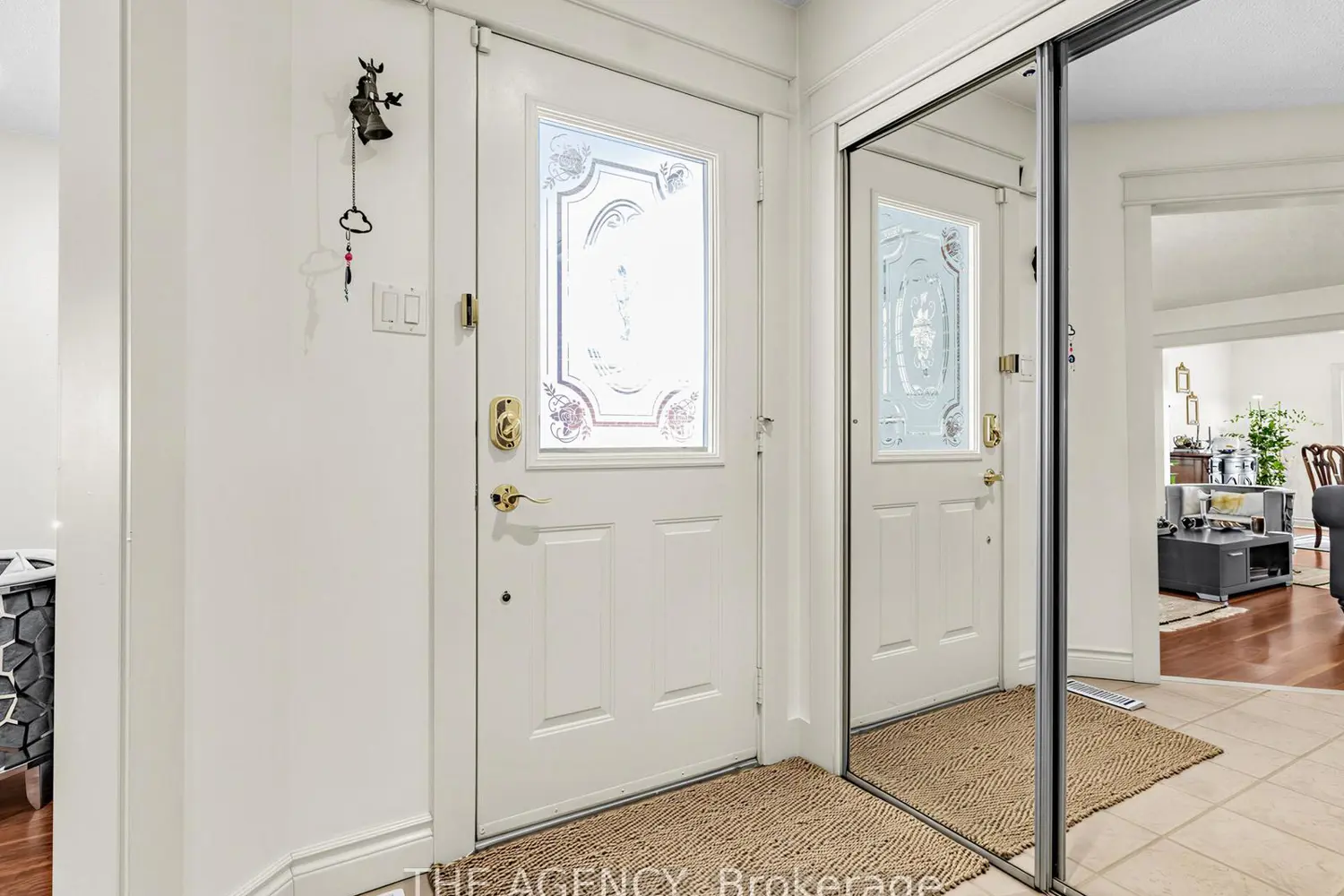 146 Crosby Avenue photo 2