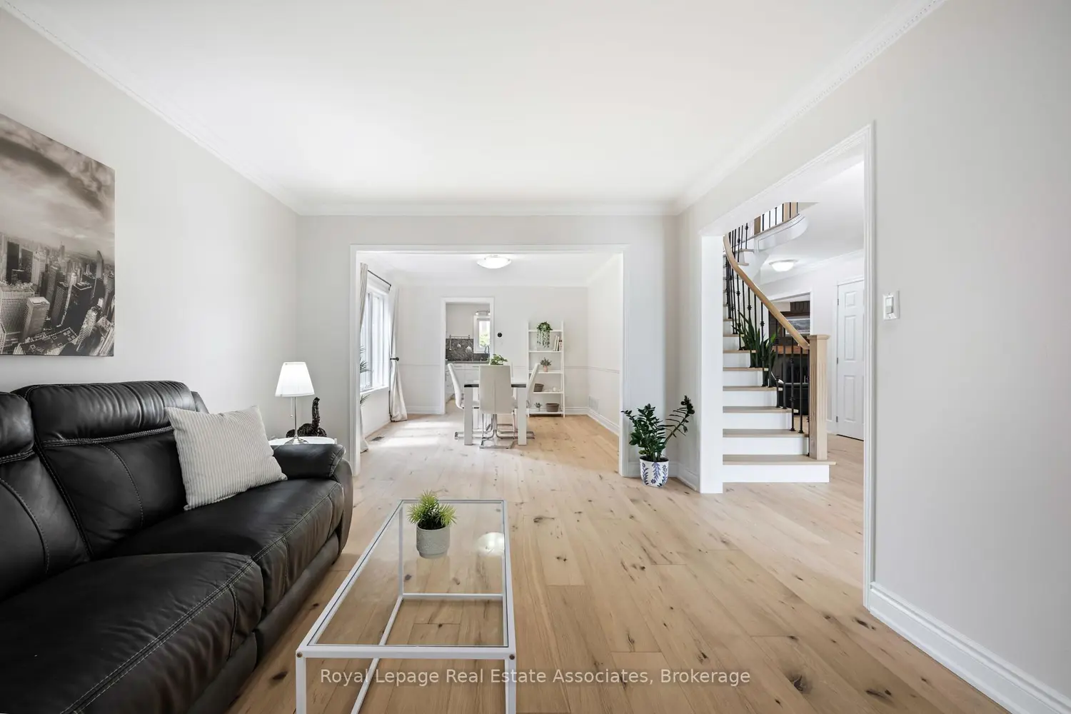 7 Nixon Crescent photo 3