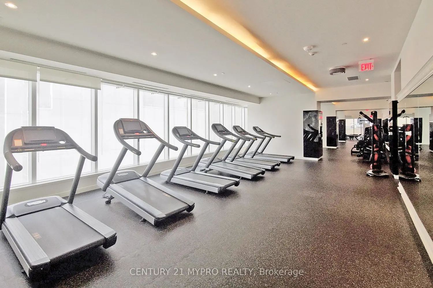 Additional image 17 of 197 Yonge Street 3109