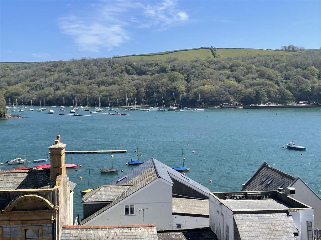 Additional image 2 of 3 bed flat for saleBull Hill, Fowey PL23