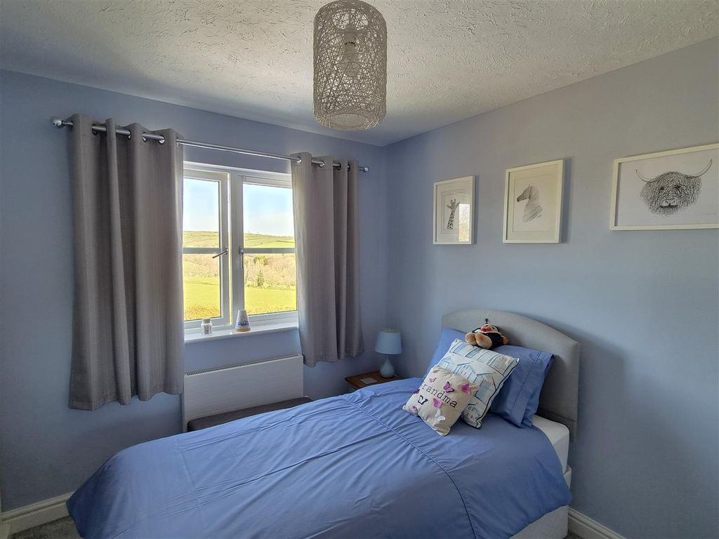 Additional image 12 of 4 bed detached house for salePentreath Close, Fowey PL23