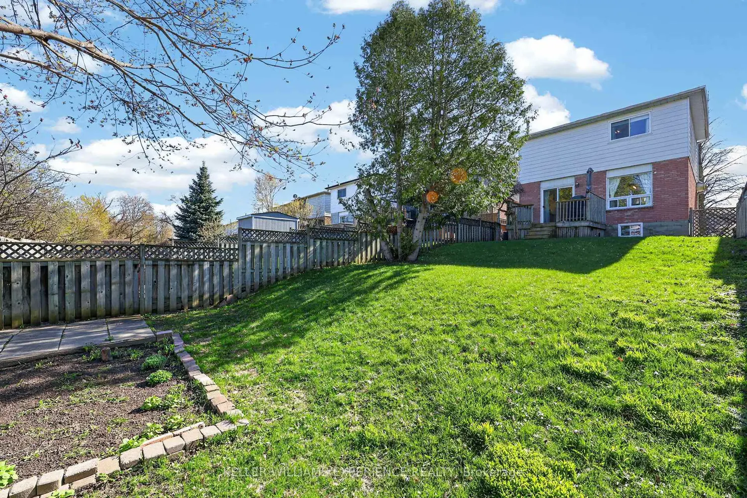 Additional image 19 of 65 Garden Drive
