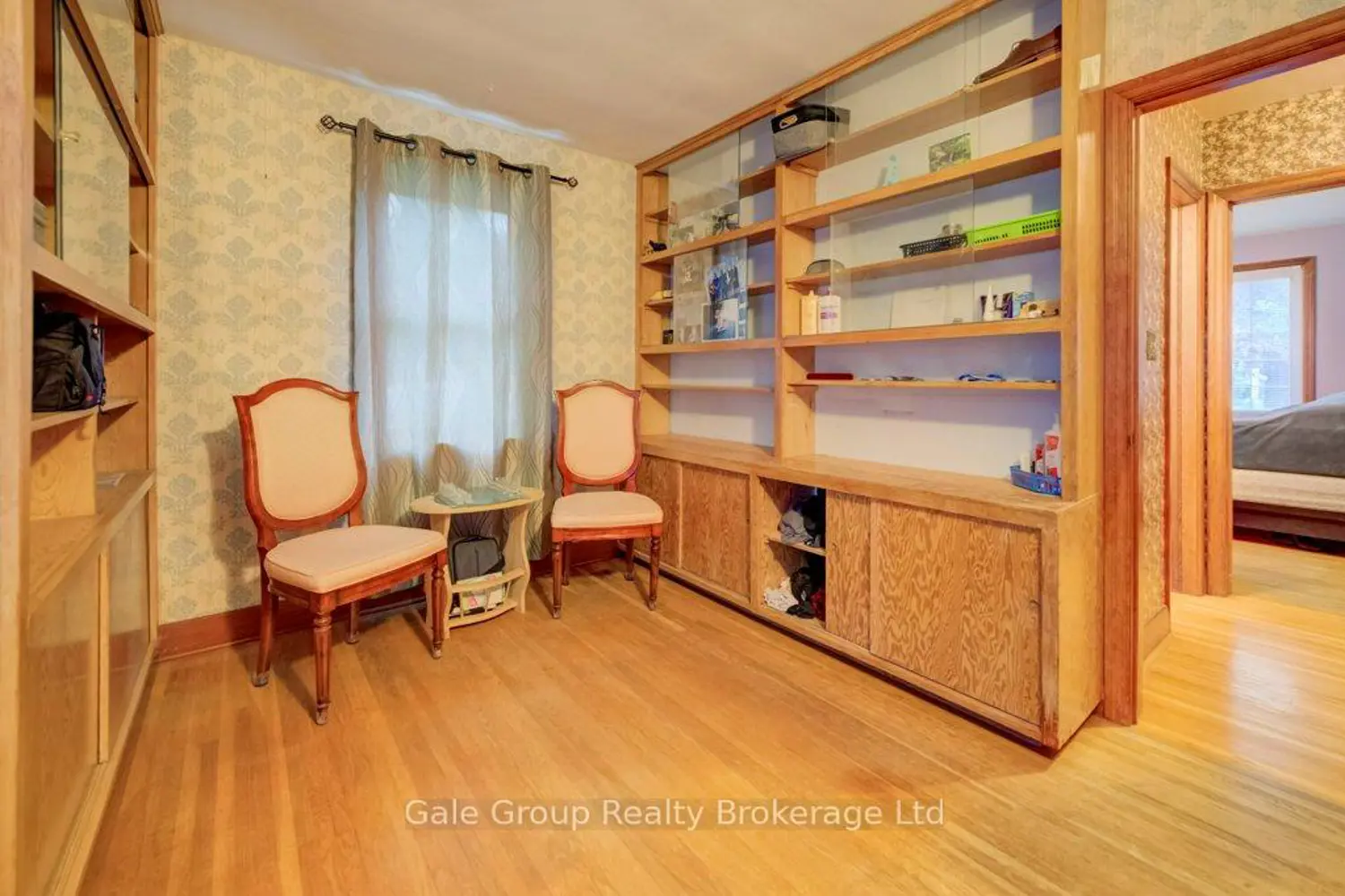 Additional image 12 of 694 Glencairn Avenue