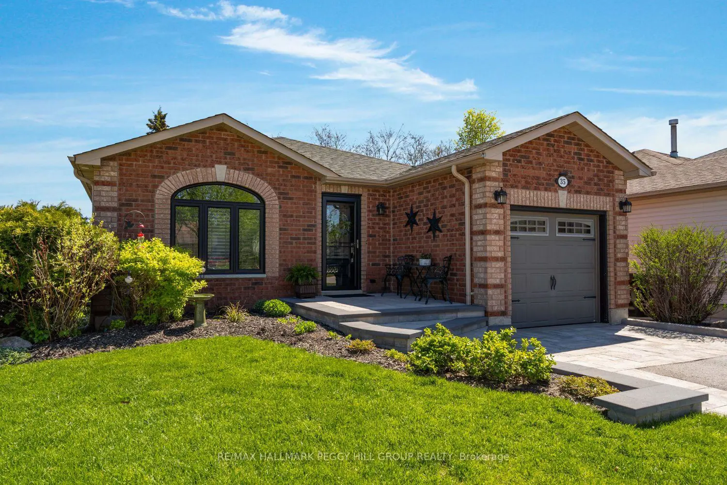 35 Golden Eagle Way