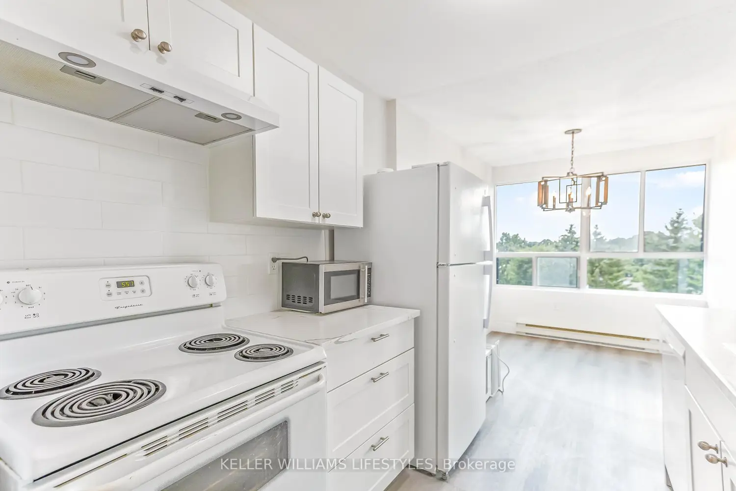 600 Grenfell Drive 609 photo 5