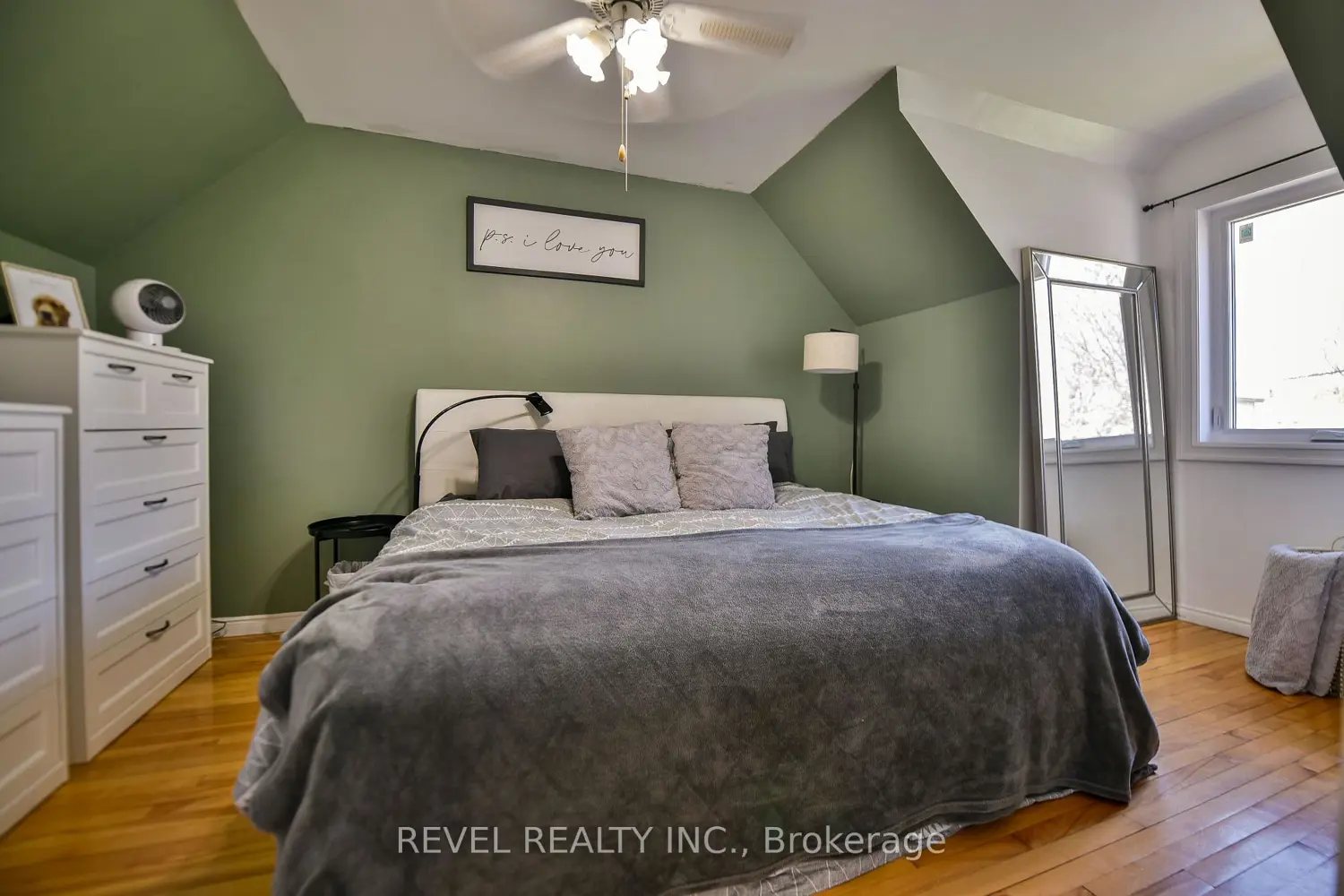 Additional image 17 of 100 Cecil Avenue