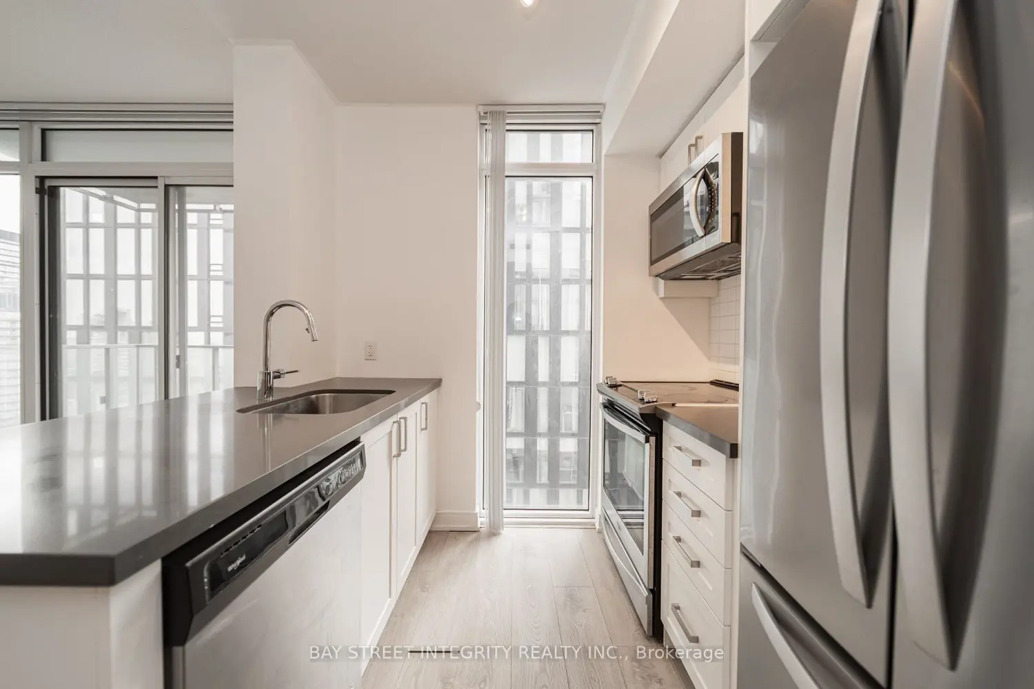 Additional image 8 of 50 Wellesley E Street 2801