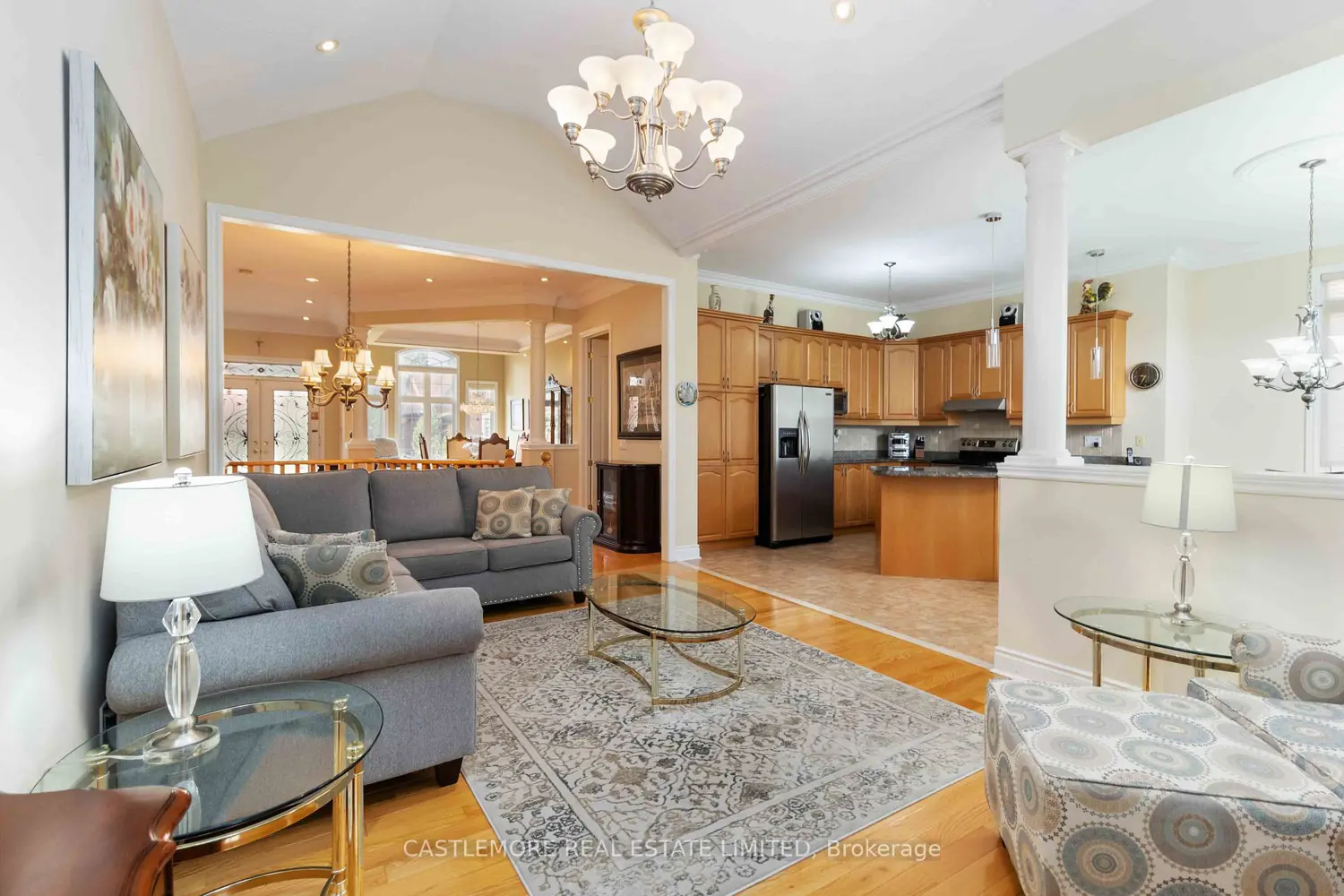 39 Saint Hubert Drive photo 4